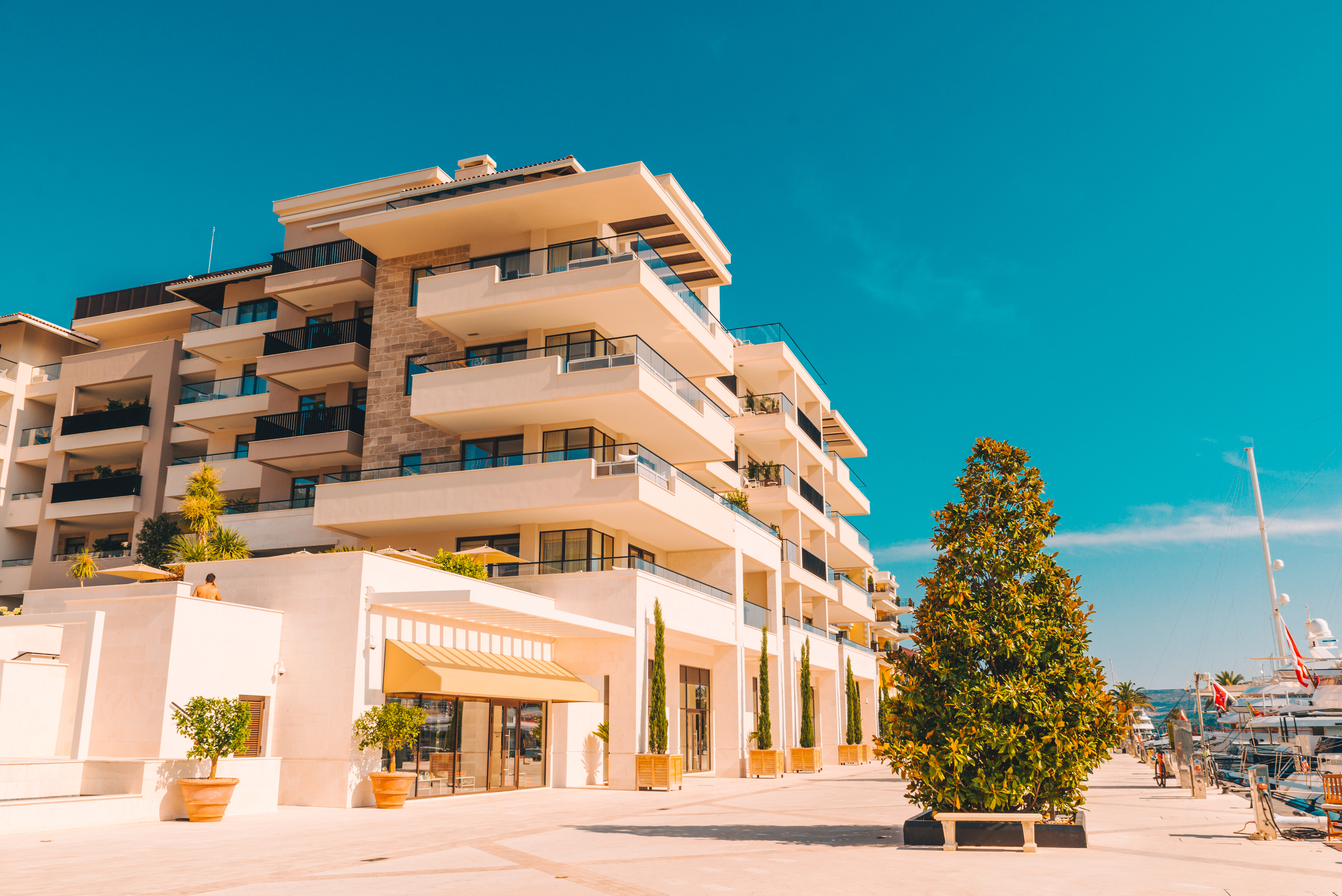 116357293_l_normal_none